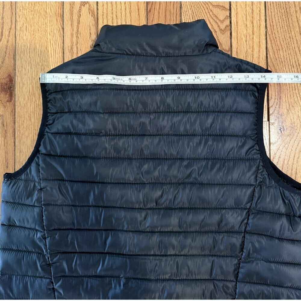 Fabletics Women’s Puffer Vest Medium Black Zip Lightweight Athletic - Picture 9 of 9